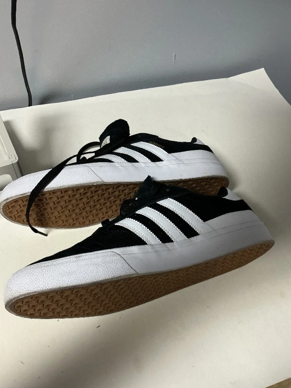 Adidas Busenitz Men’s Black and White Suede Sneakers Size 11.5.